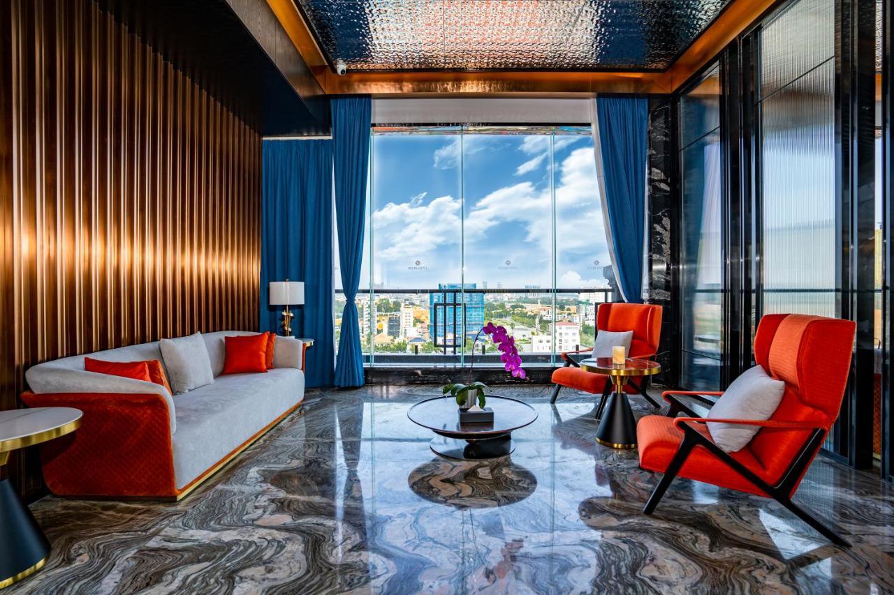 Ocean Hotel Phnom Penh Exterior photo